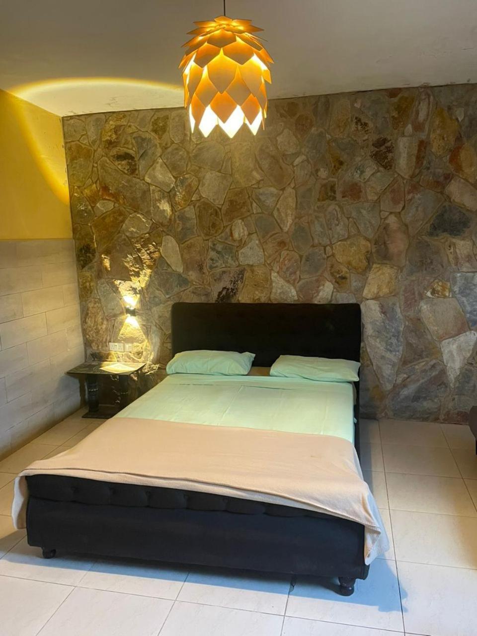 Omanye Lodge Accra Luaran gambar