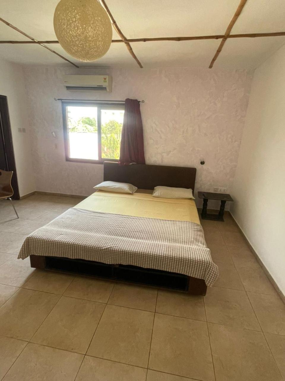 Omanye Lodge Accra Luaran gambar