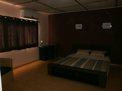 Omanye Lodge Accra Luaran gambar